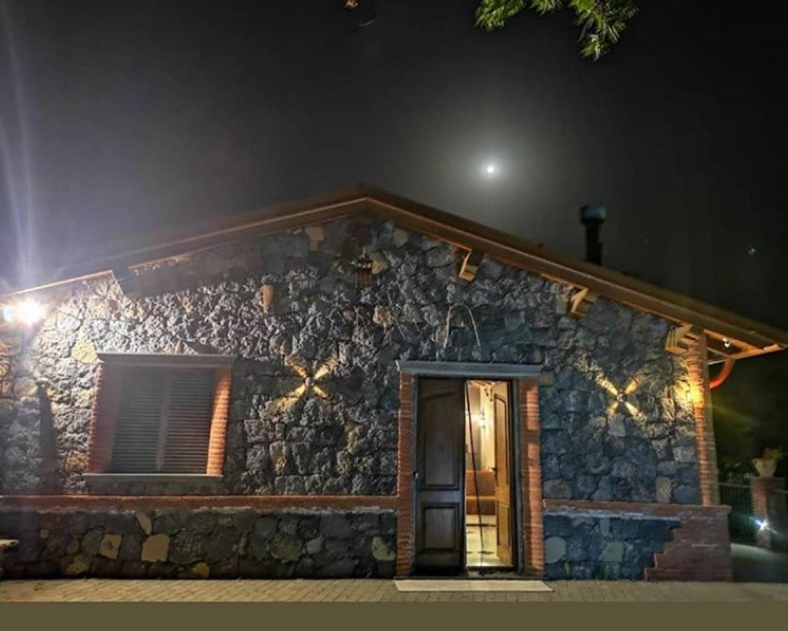 Casa Monte Etna Maletto Eksteriør billede